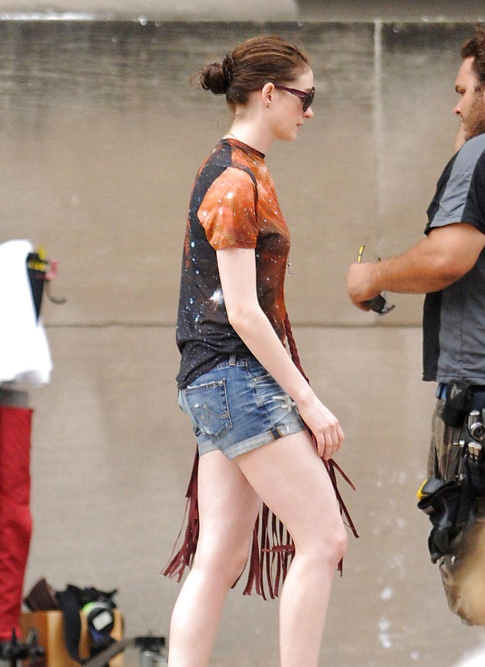 25P Anne Hathaway mega collection 2
