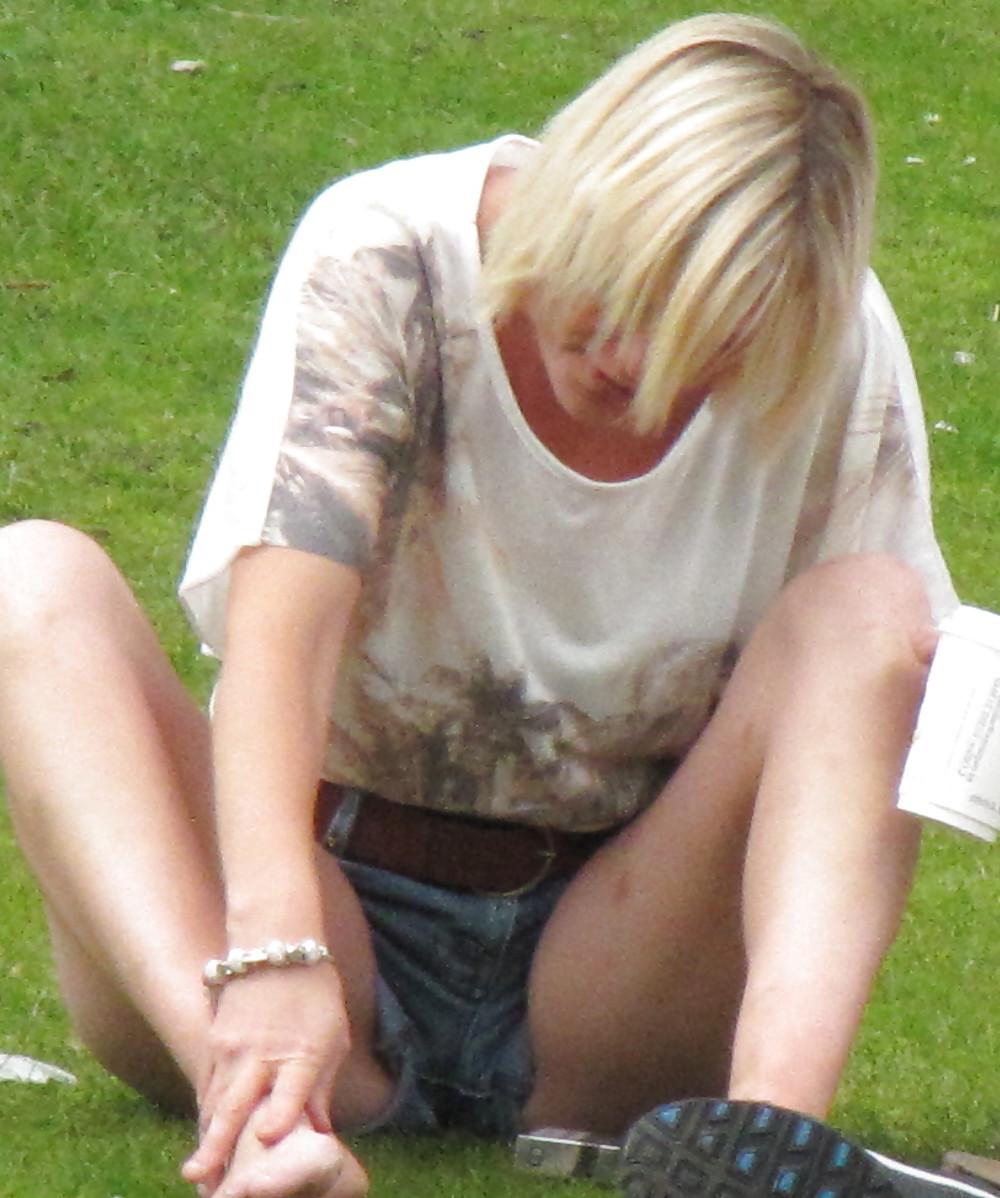 25P Upskirts & Street Stuff 