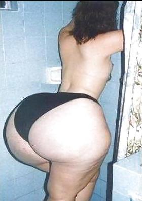20P Big Booty 03