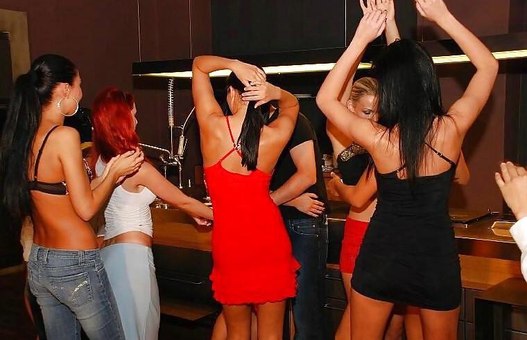 15P Swinger party 07 by Sail