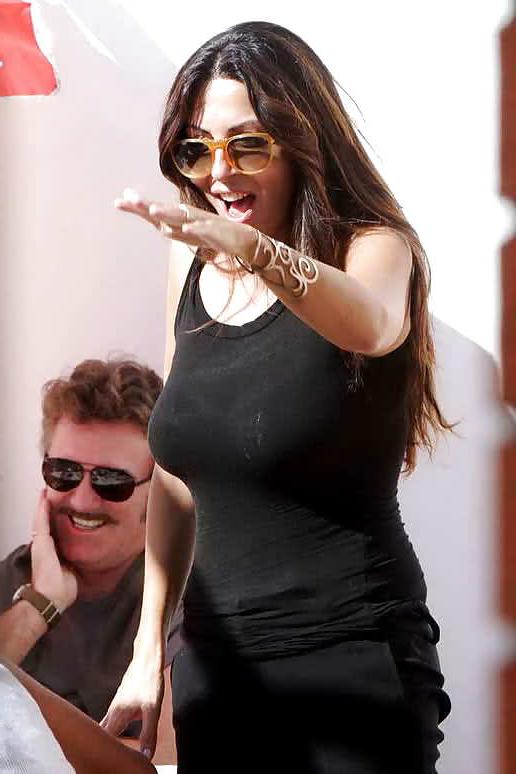 25P Celebrities Boobs #rec P4USINI HUNZ1GER SC4RL3T