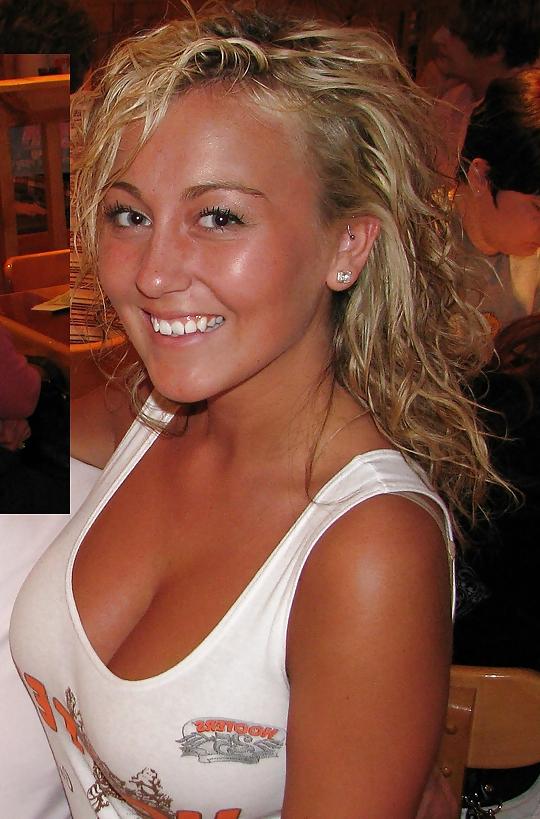 25P Subway Big Boobs Girls