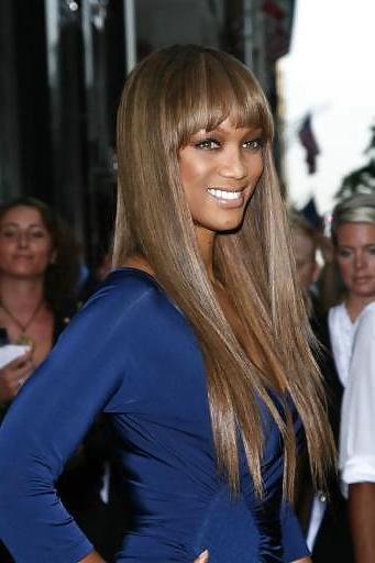 25P Tyra Banks Hot Pics