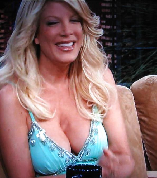 25P Tori Spelling Glamour, Nude, Caps 