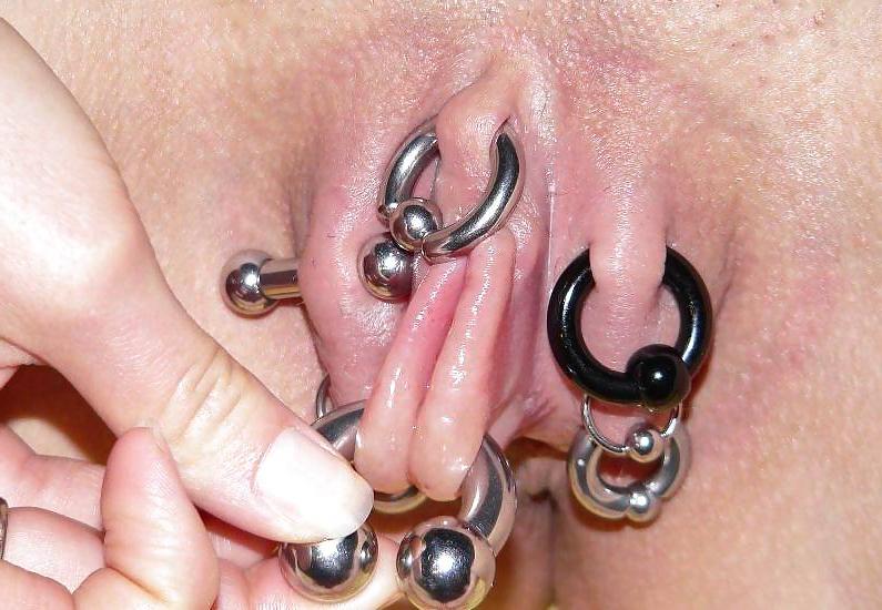 25P Pussy and Piercing