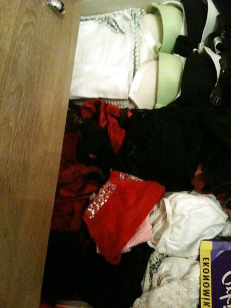 25P Crossdresser wife