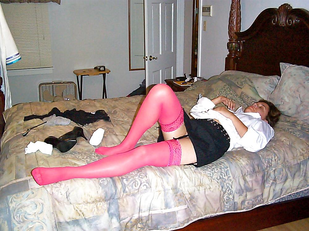 23P Wife in stockings