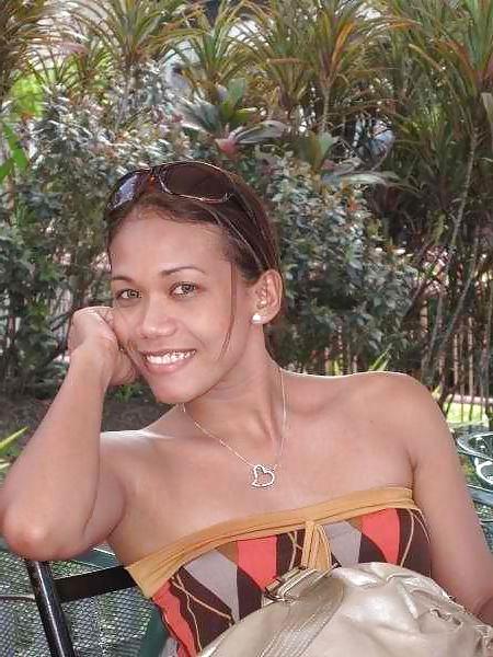 25P Hot and Sexy Pinay Whores!