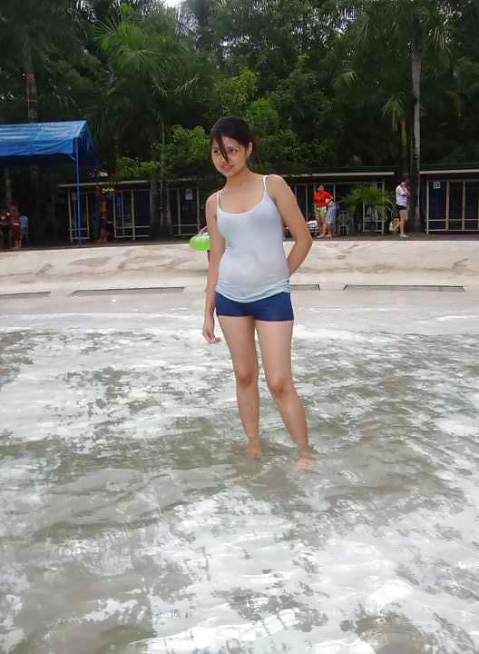 25P Hot and Sexy Pinay Whores!