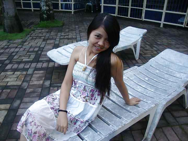 25P Hot and Sexy Pinay Whores!