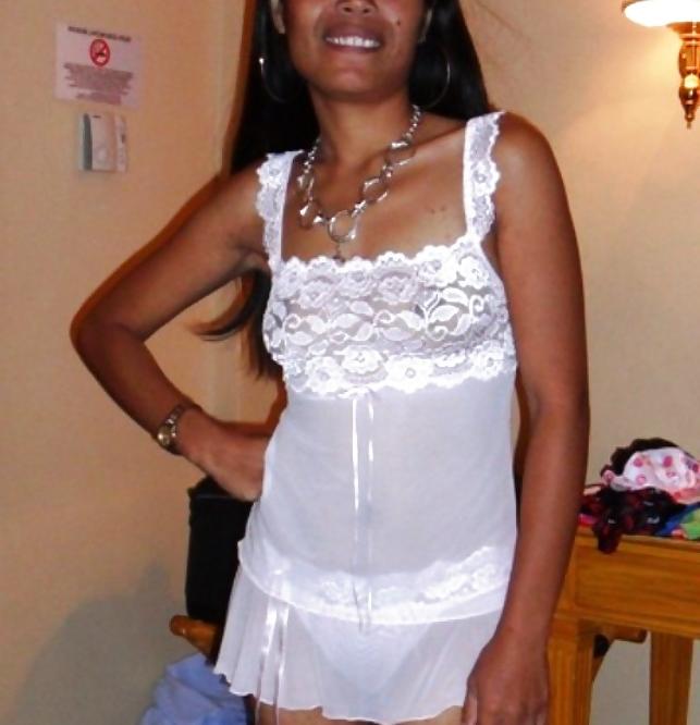 9P Pinay Wife