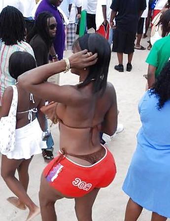 20P Big Booty 01