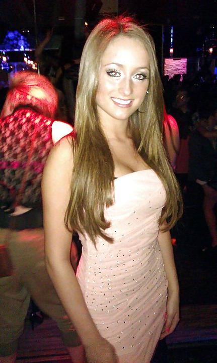 25P Facebook babes 14