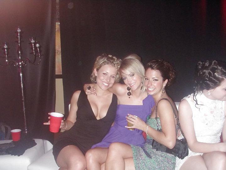 25P Facebook babes 14