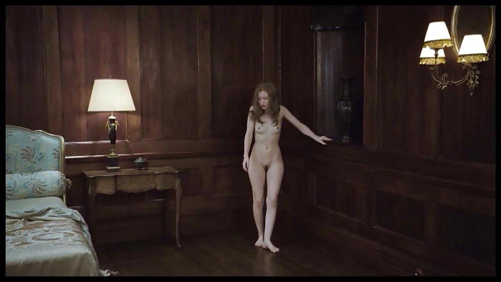 25P Celebs Naked 06