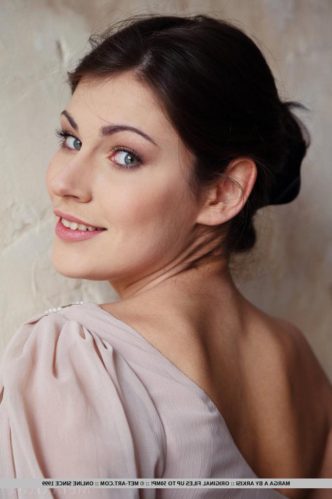 18P Long legged erotic model Marga A undressing to spread pussy lips