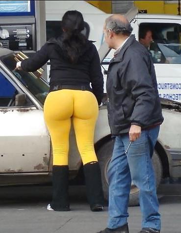 20P Big Booty 09