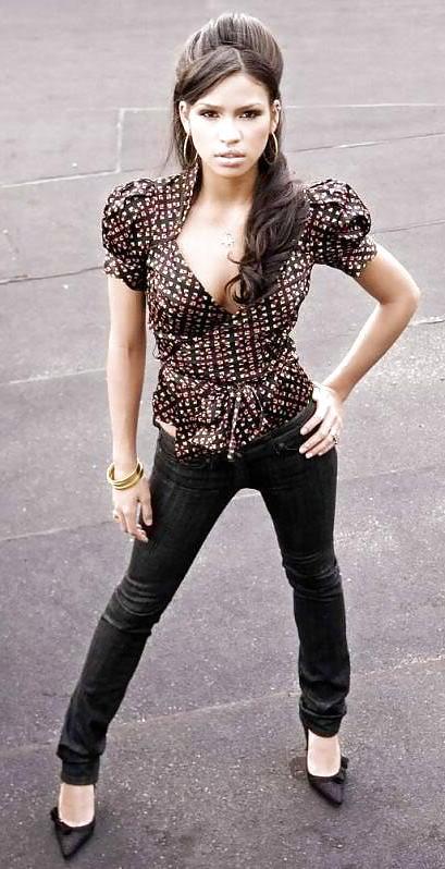 25P Cassie Ventura collection