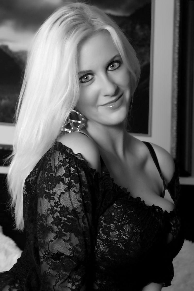 25P Erotic photography 26