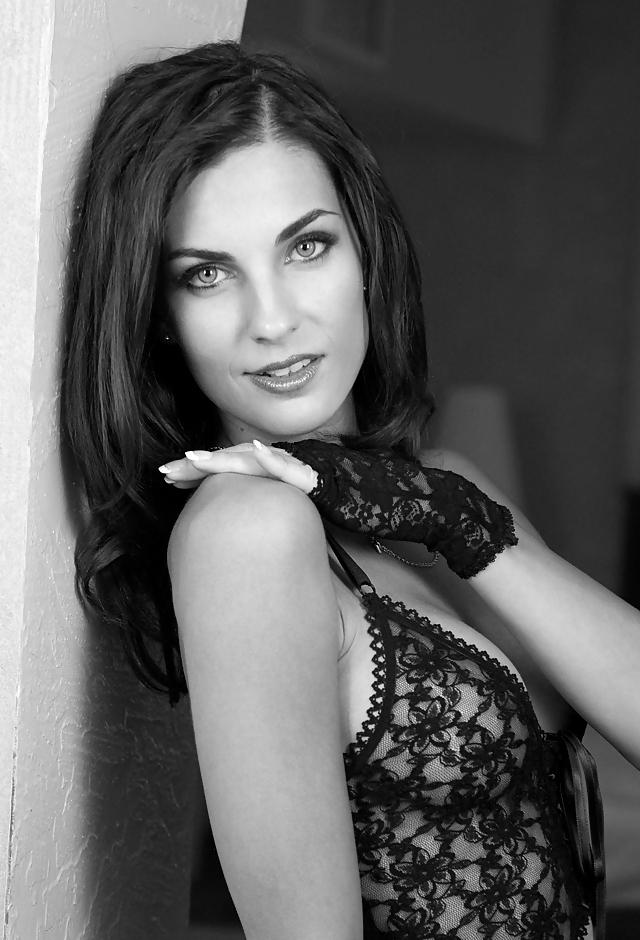 25P Erotic photography 26