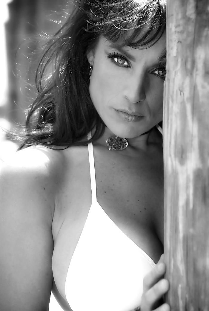 25P Erotic photography 26
