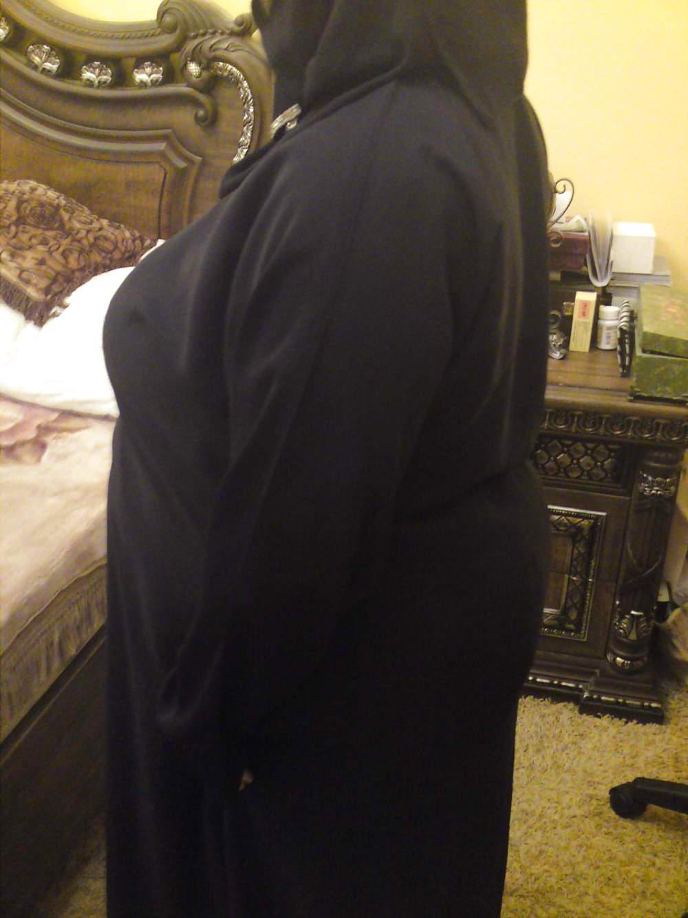 17P BIG ARAB ASS