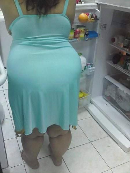 17P BIG ARAB ASS