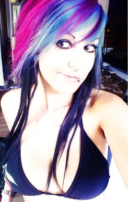 14P Emo Mixed VI