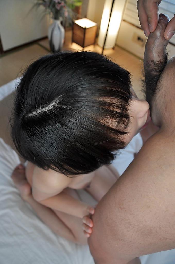 16P Sexy dark-haired Asian Masumi Miyaji gives a blowjob for a small cock
