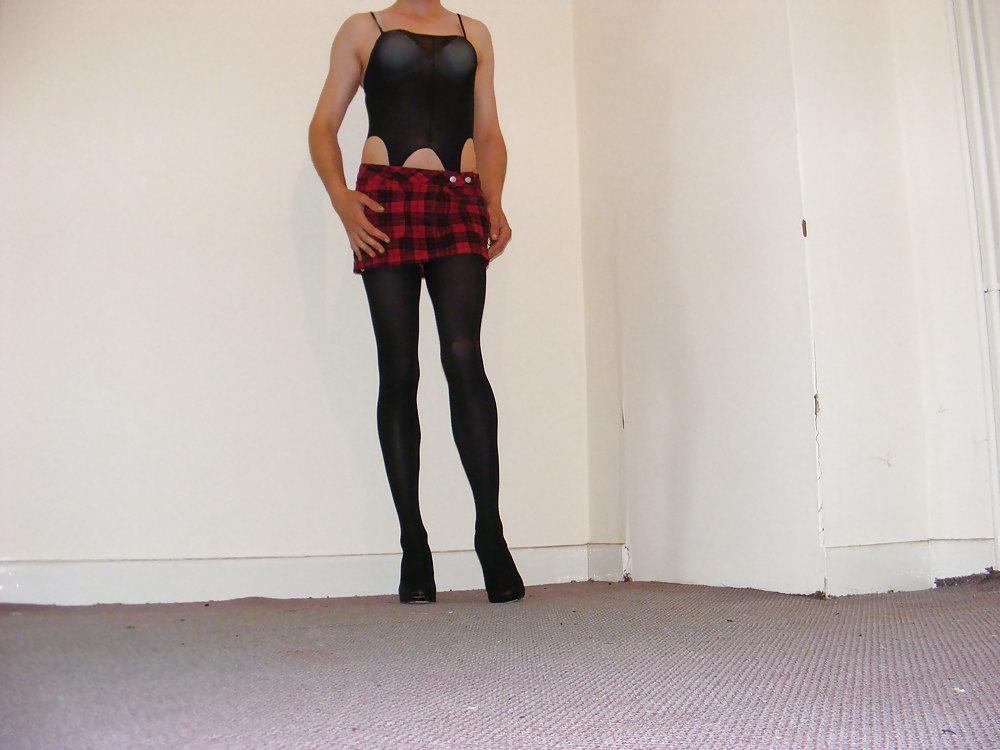 25P High heels, a big cock and a dildo