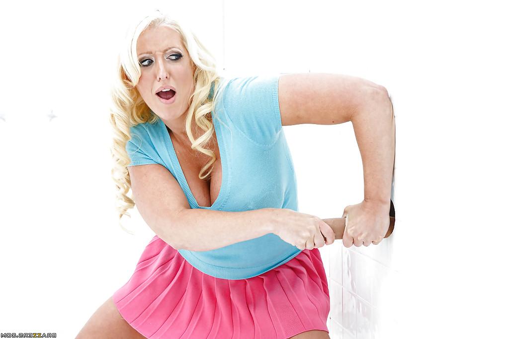 16P Fat milf blondie Alura Jenson is showing the best way of sucking cock