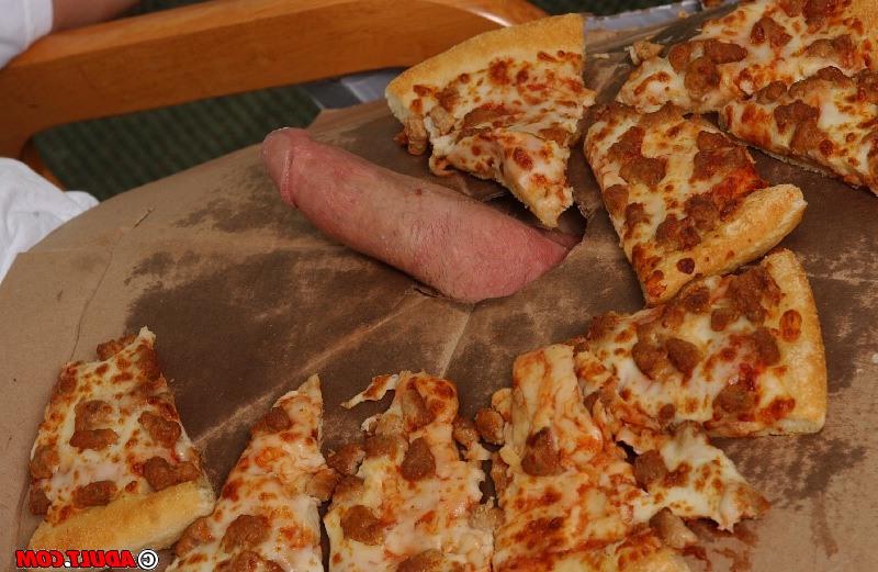 16P Slutty well-stacked blonde has some hardcore fun with a pizza-lad