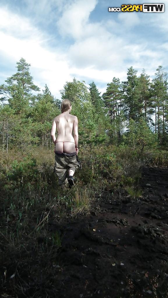 16P Outdoor posing with marvelous teen babe showing her ass in woods
