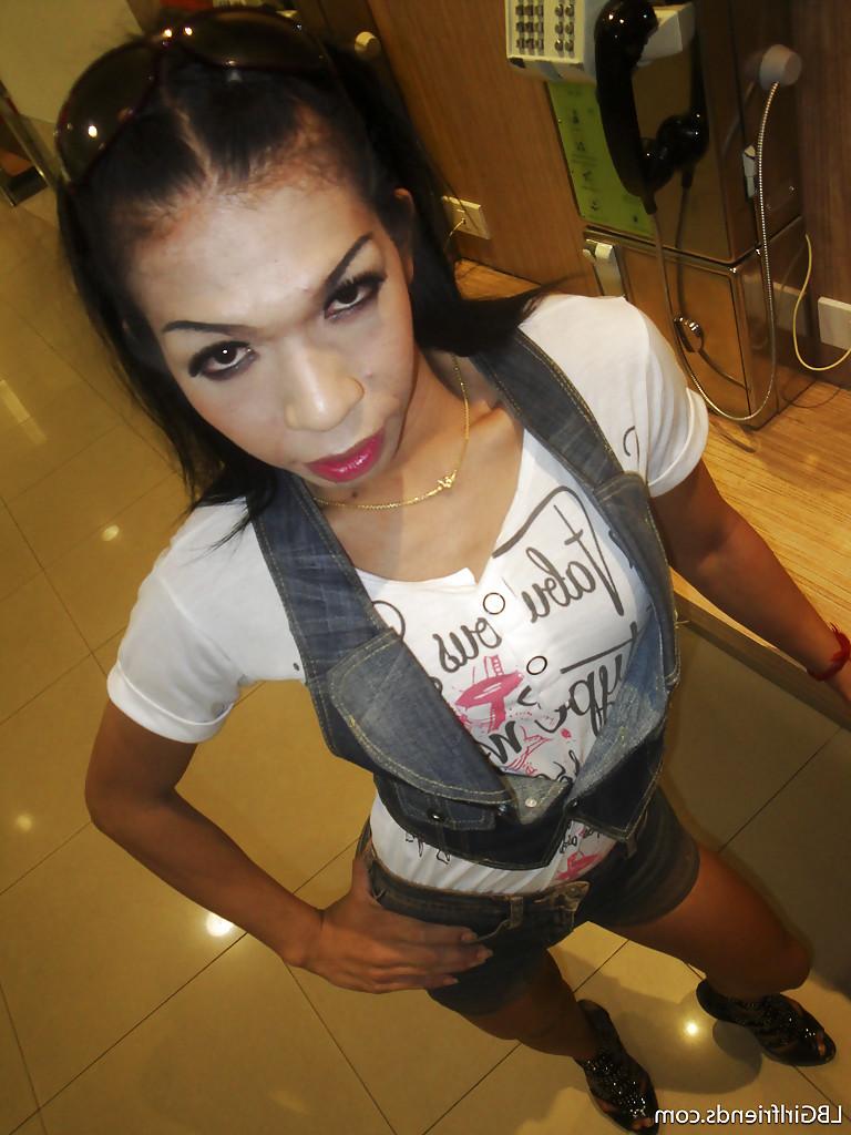 16P Kinky Thai shemale Night getting naughty with anal beads sex toy