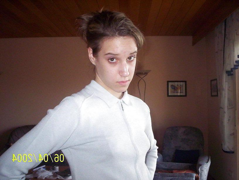 11P German girl