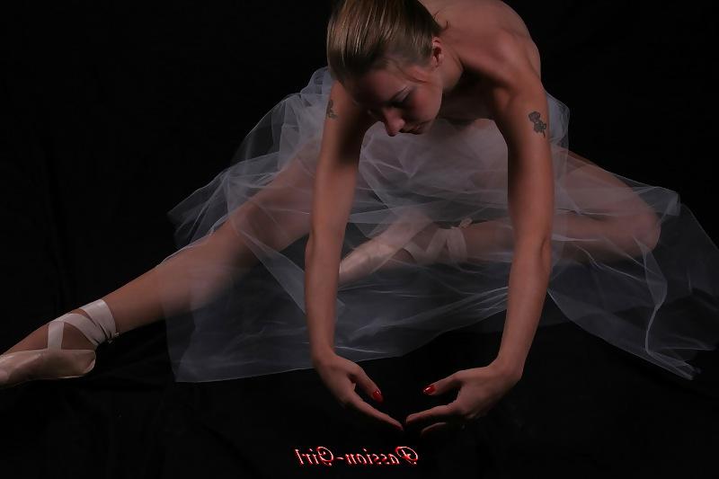 25P Erotic Ballet II - Passion-Girl German Amateur