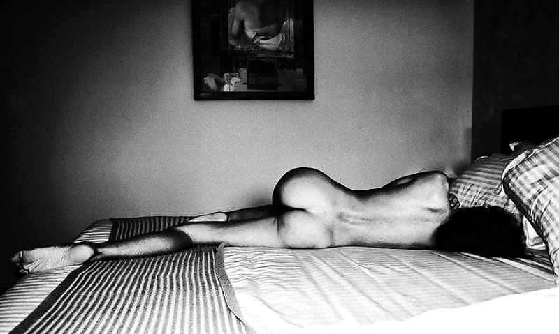 25P Black And White Erotic,By Blondelover.