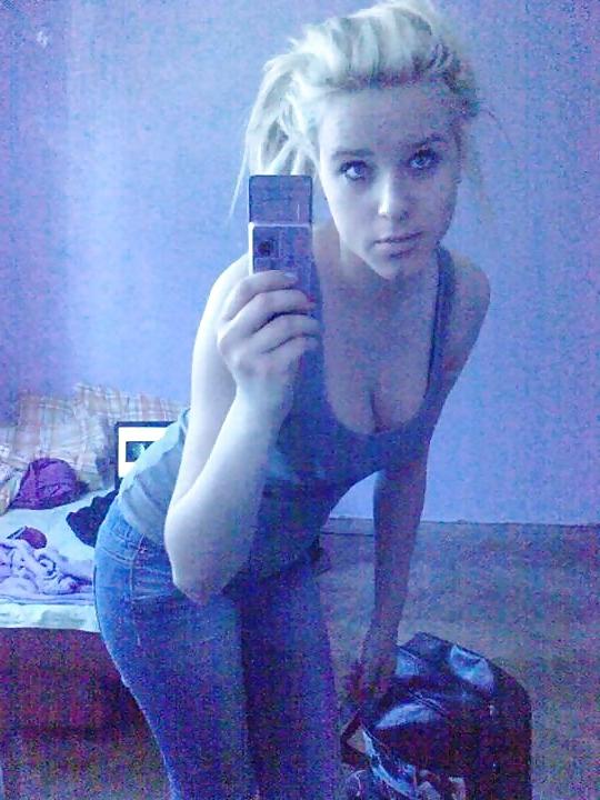 25P Croatian girls non-nude
