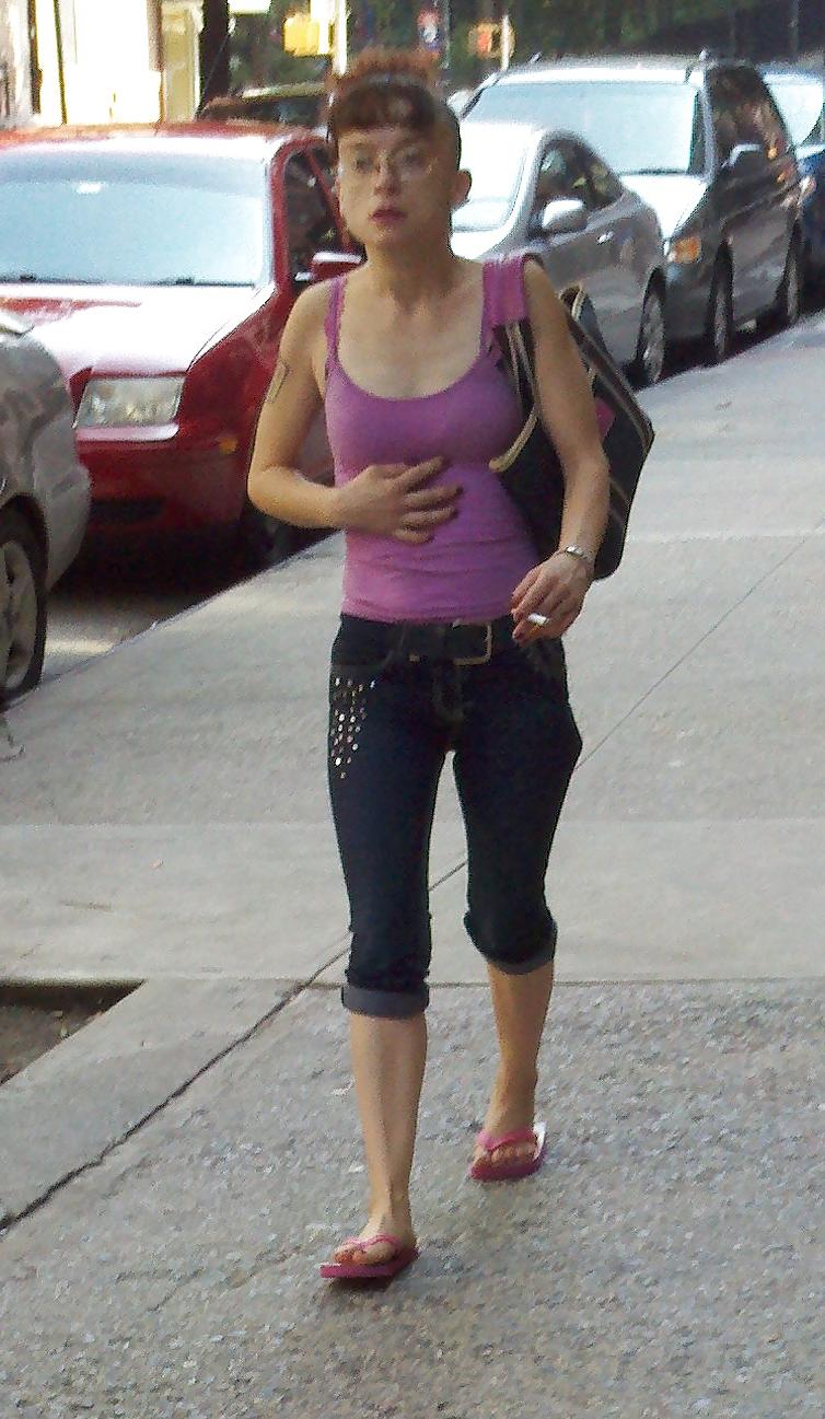19P New York Street Girls Upper East Side St Marks