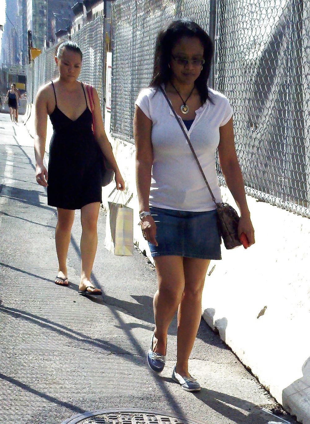 19P New York Street Girls Upper East Side St Marks