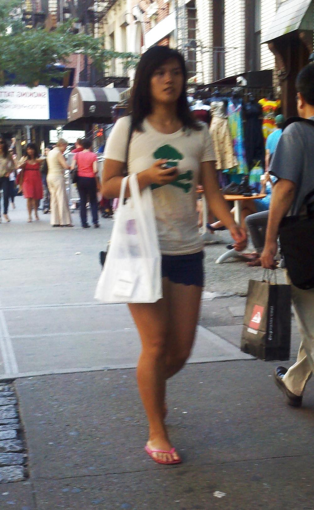 19P New York Street Girls Upper East Side St Marks