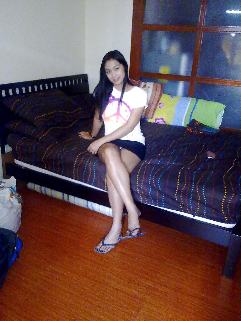 25P Pinay panty peeks (part 6)
