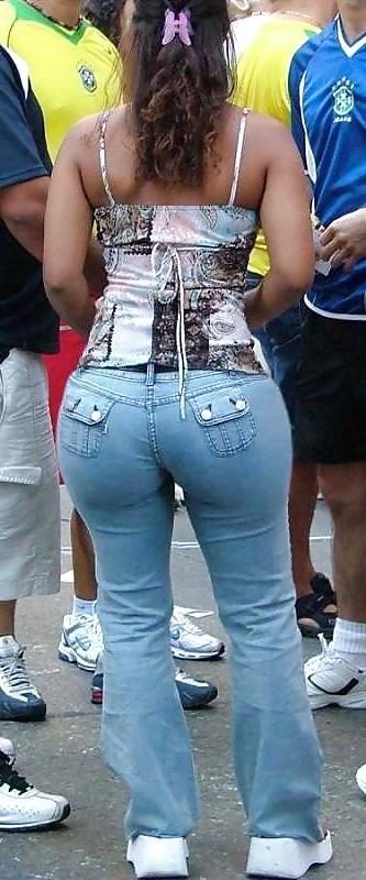 20P Big Booty 45