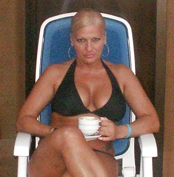 19P Mature Blonde Big Boobs