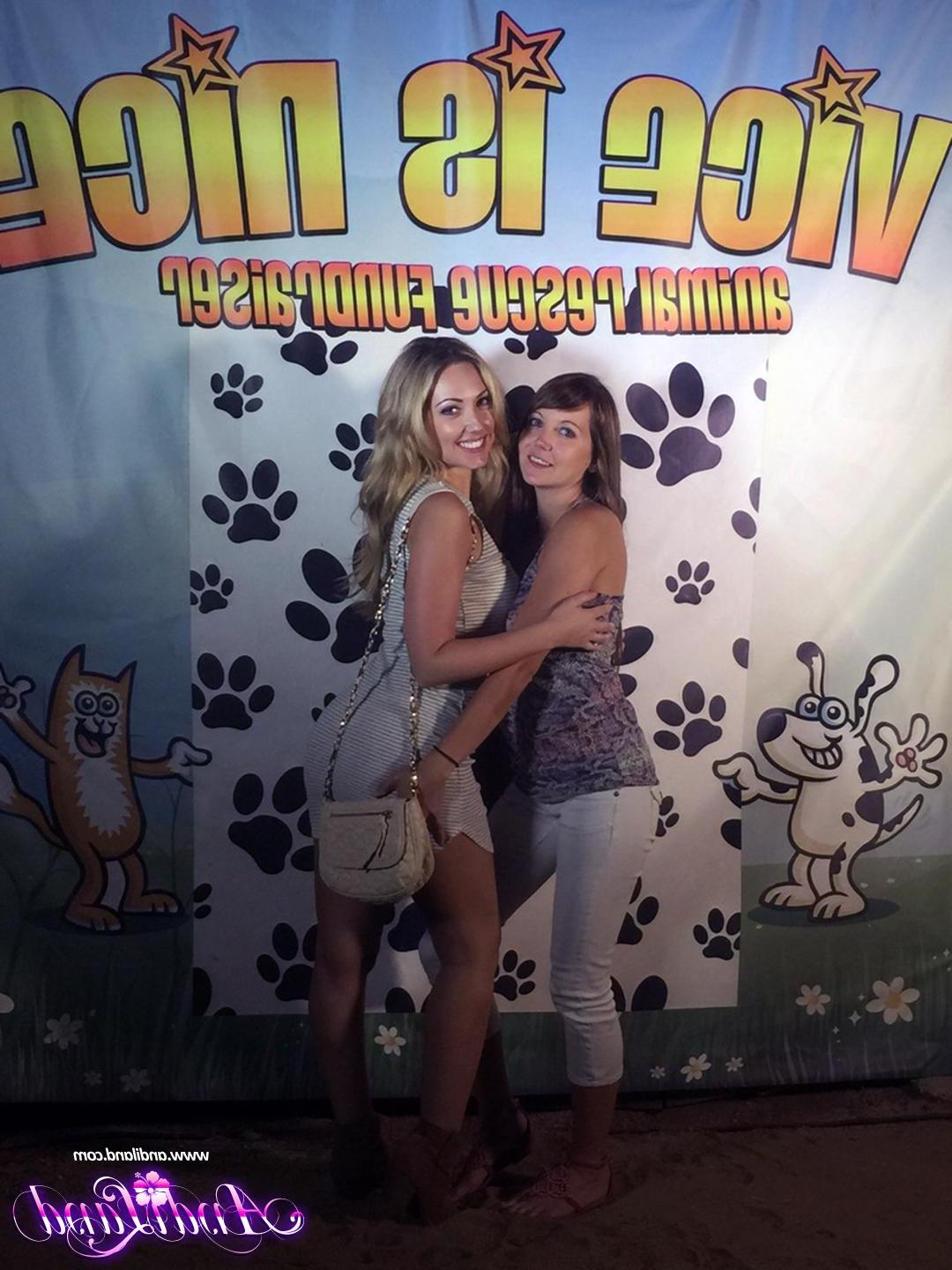 15P Andi Land shares various candids of her time in Cali