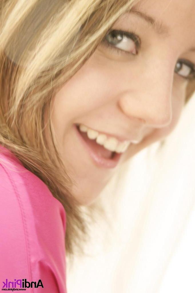 15P Pictures of Andi Pink showing you her tight pussy