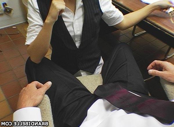 16P Pictures of Brandi Belle giving her boss pleasure