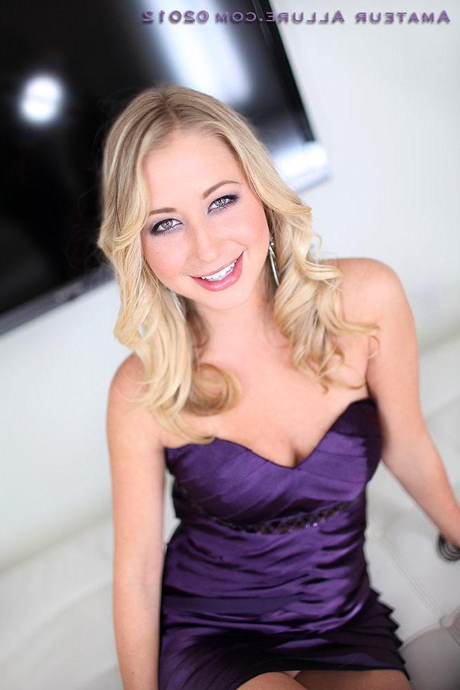 16P Gorgeous blonde with perky tits sucks and fucks a big cock
