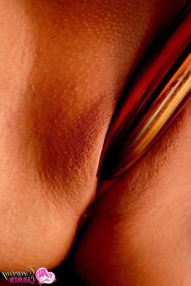 20P Pictures of Craving Carmen playing with her tight vagina
