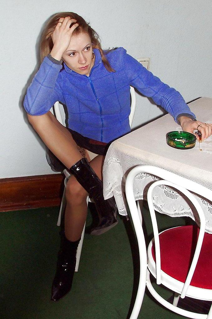 17P More sluts in stockings